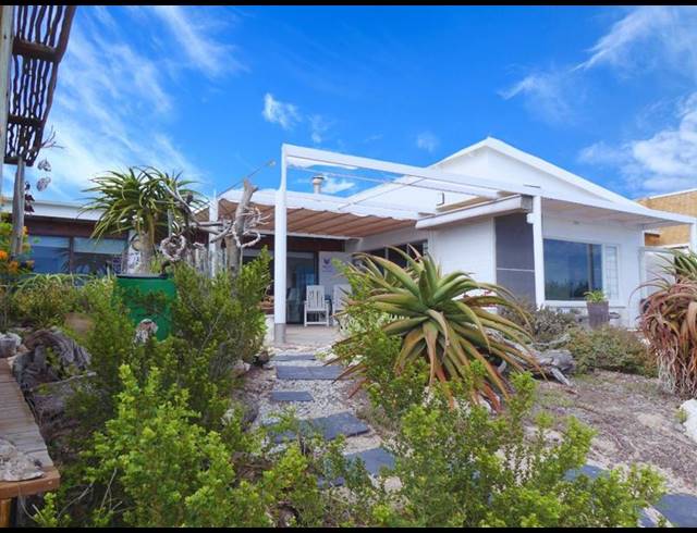 3 BEDROOM HOUSE FOR SALE IN BRITANNIA BAY